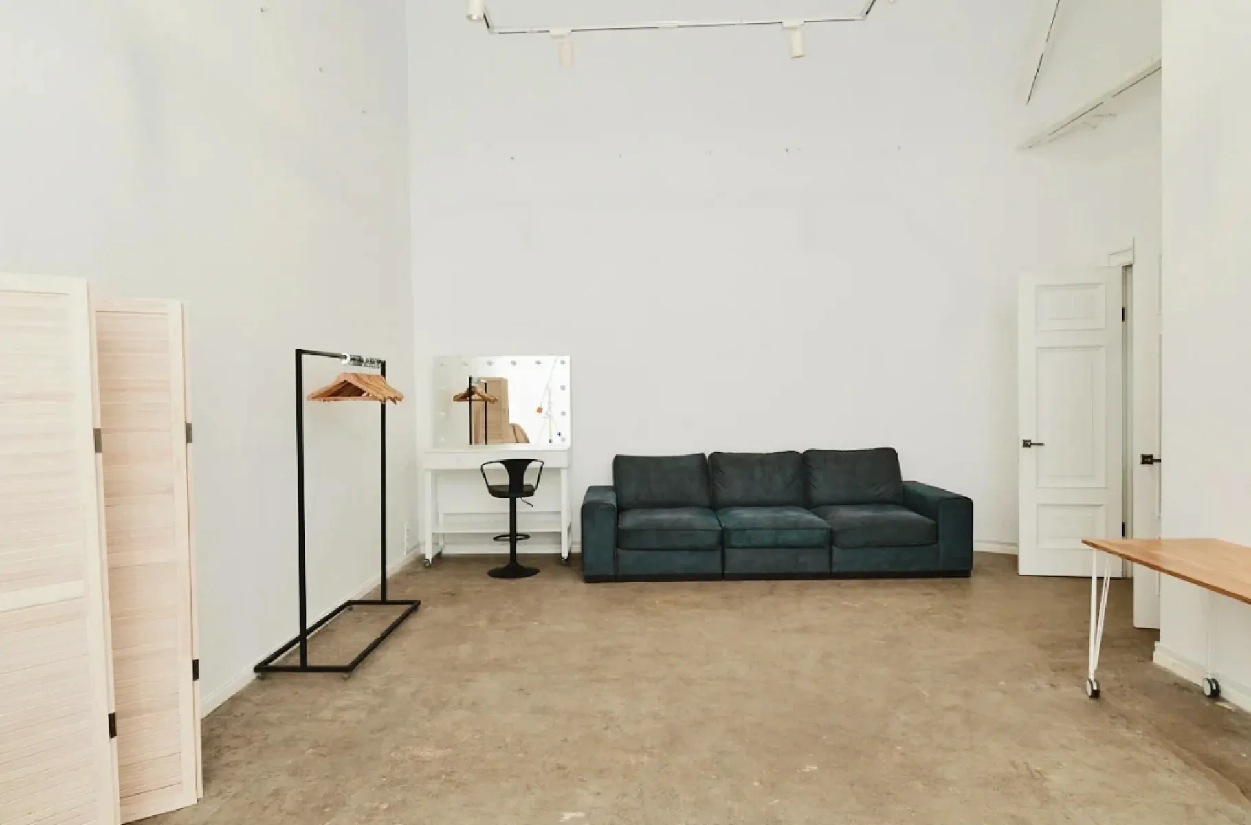 Аренда фотостудии MAYAK 1.0 Зал 70  в Москве | Фото 