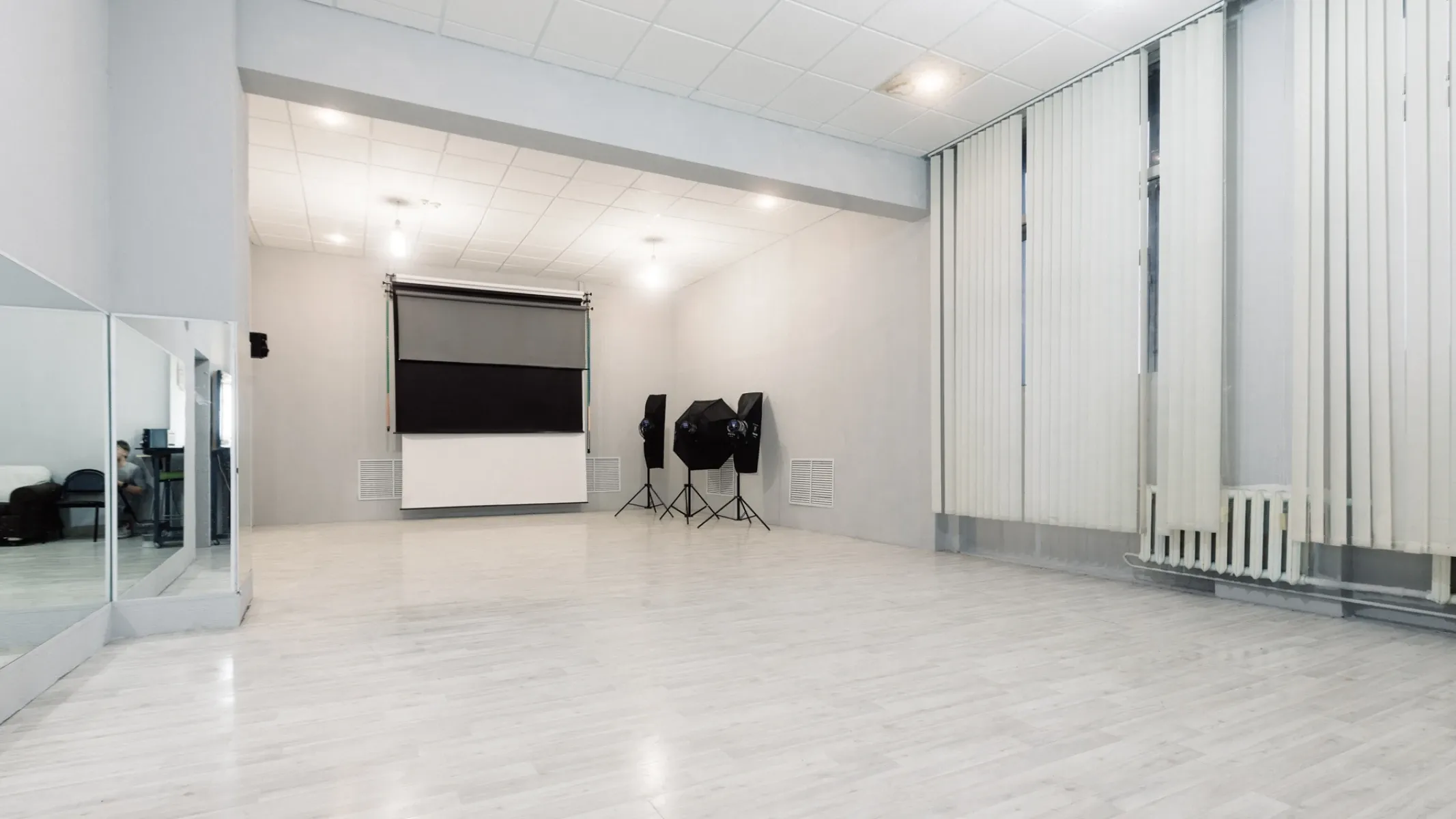 Аренда фотостудии PRIDE STUDIO Зал LIGHT  в Москве | Фото 