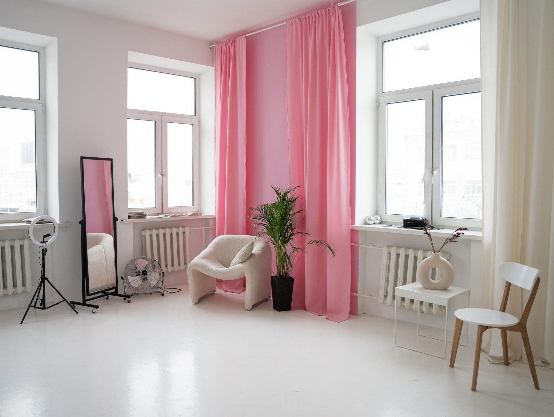 Аренда фотостудии CHAISE STUDIO Зал Minimal в Москве | Фото 