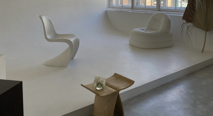 Аренда фотостудии Statement Зал Циклорама  в Санкт-Петербурге | Фото 