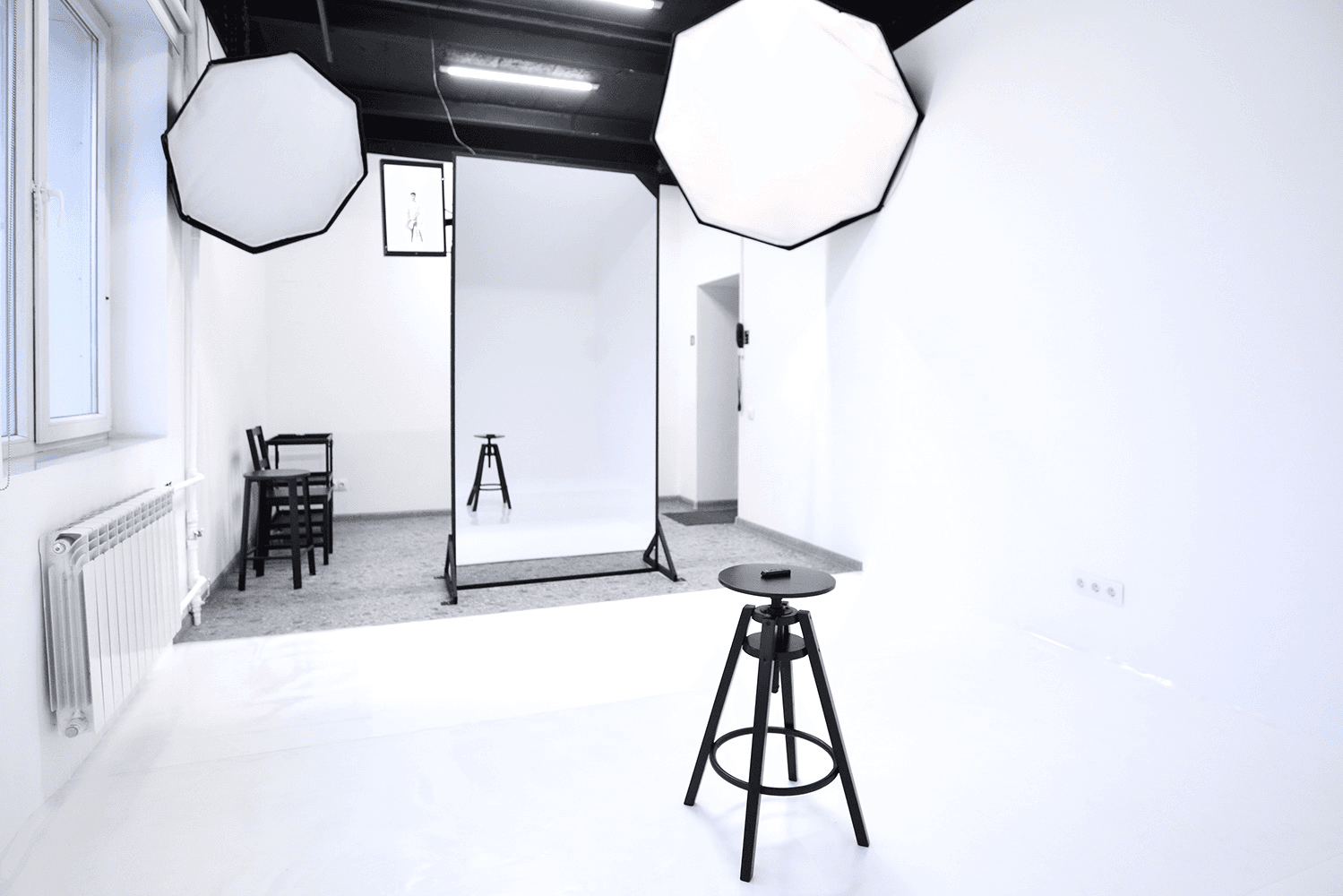 Аренда фотостудии Cross-Studio Зал Reflect - студия автопортрета в Москве | Фото 