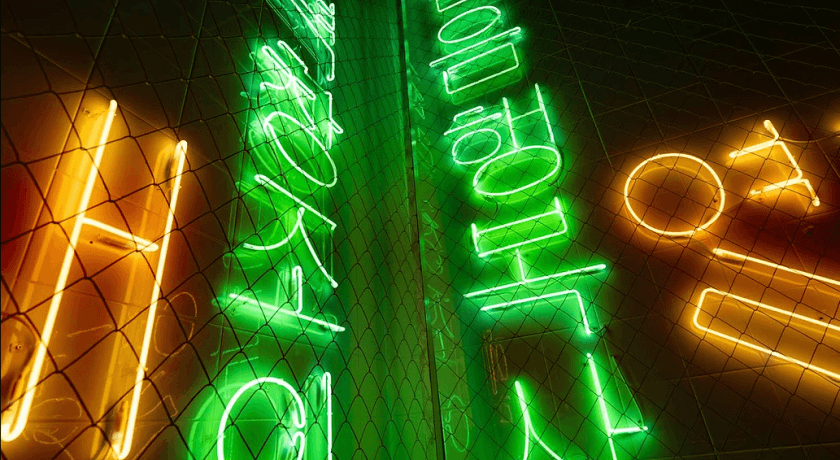 Аренда фотостудии WE CAMPUS (QWEEX) Зал NEON  в Москве | Фото 