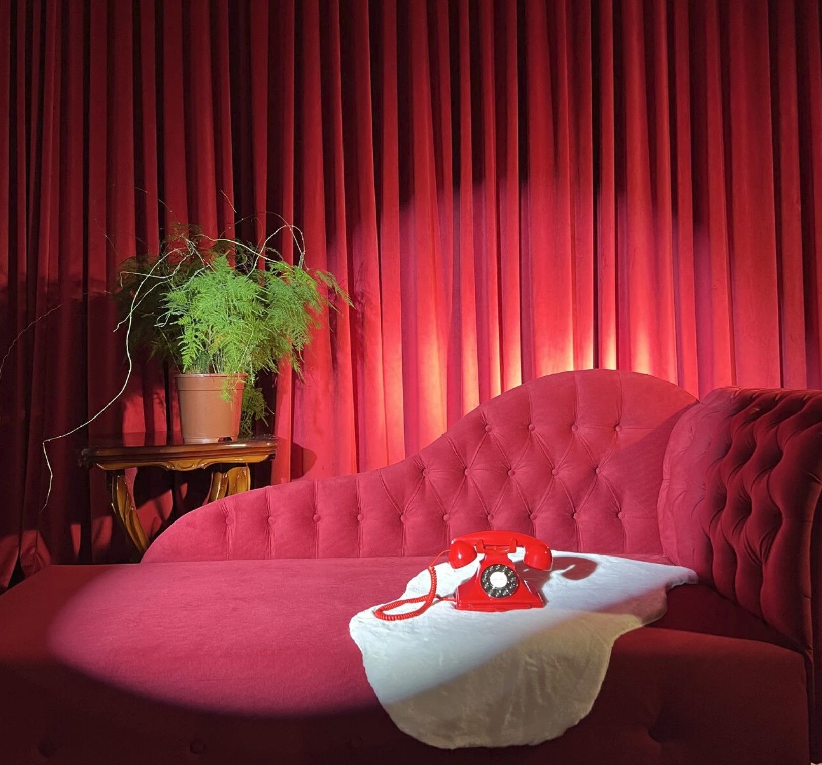 Аренда фотостудии Fluffy.photo Зал Red в Москве | Фото 