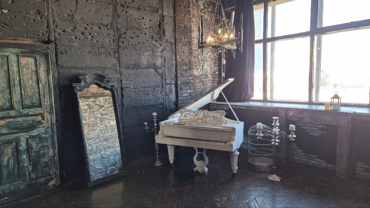 Аренда фотостудии PRIDE STUDIO Зал ROYAL  в Москве | Фото 