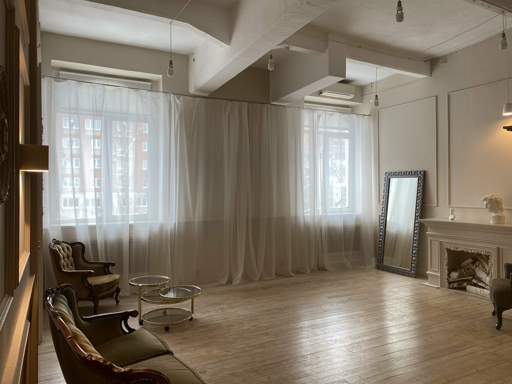 Аренда фотостудии Френды Зал LIGHT  В Иркутске | Фото 