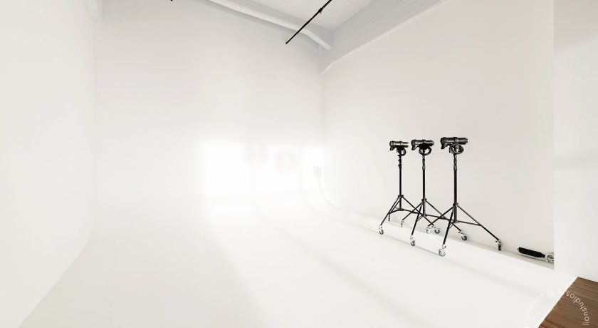 Аренда фотостудии LION studios Зал PINK в Москве | Фото 