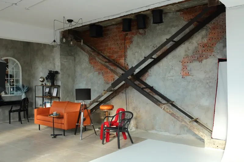 Аренда фотостудии КВАРТИРА 9 Зал Лофт РАХУ в Екатеринбурге | Фото 