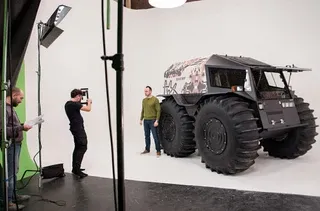 Аренда фотостудии Movie Hall - съемочный павильон-трансформер. Зал Зеленый хромакей/белая и черная циклорама в Санкт-Петербурге | Фото 