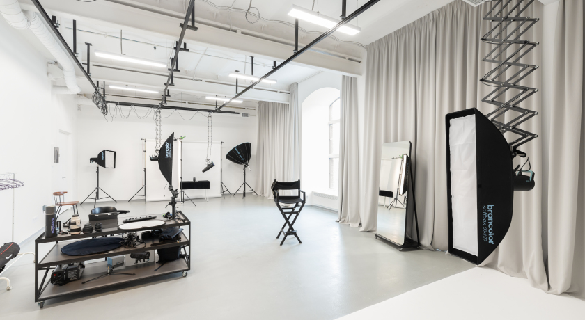 Аренда фотостудии Станция Зал Кибо в Санкт-Петербурге | Фото 