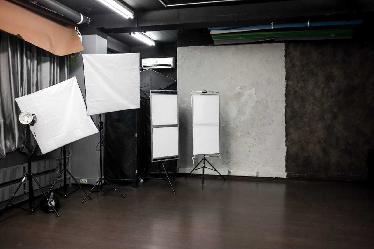 Аренда фотостудии Bogdo Studio Зал Горизонт  в Москве | Фото 