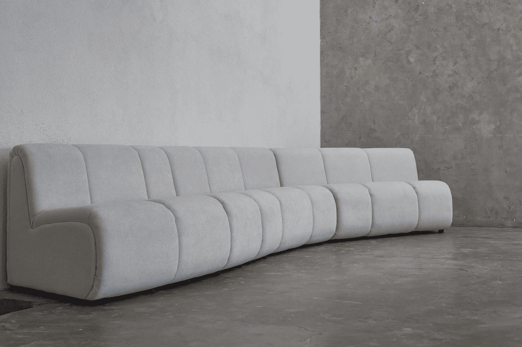 Аренда фотостудии LO/ST Pravda Зал Зал "s7 beige" в Москве | Фото 