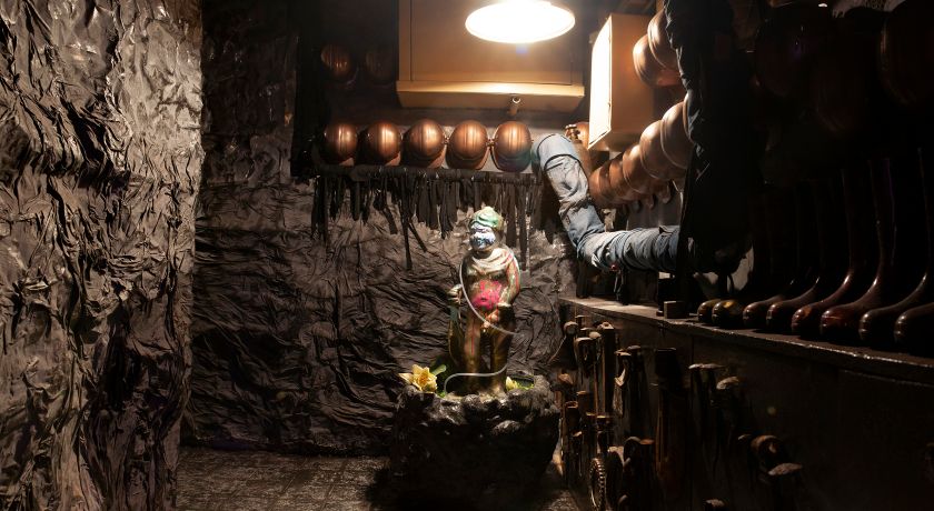 Аренда фотостудии SelfieGallery Зал ШАХТА в Москве | Фото 