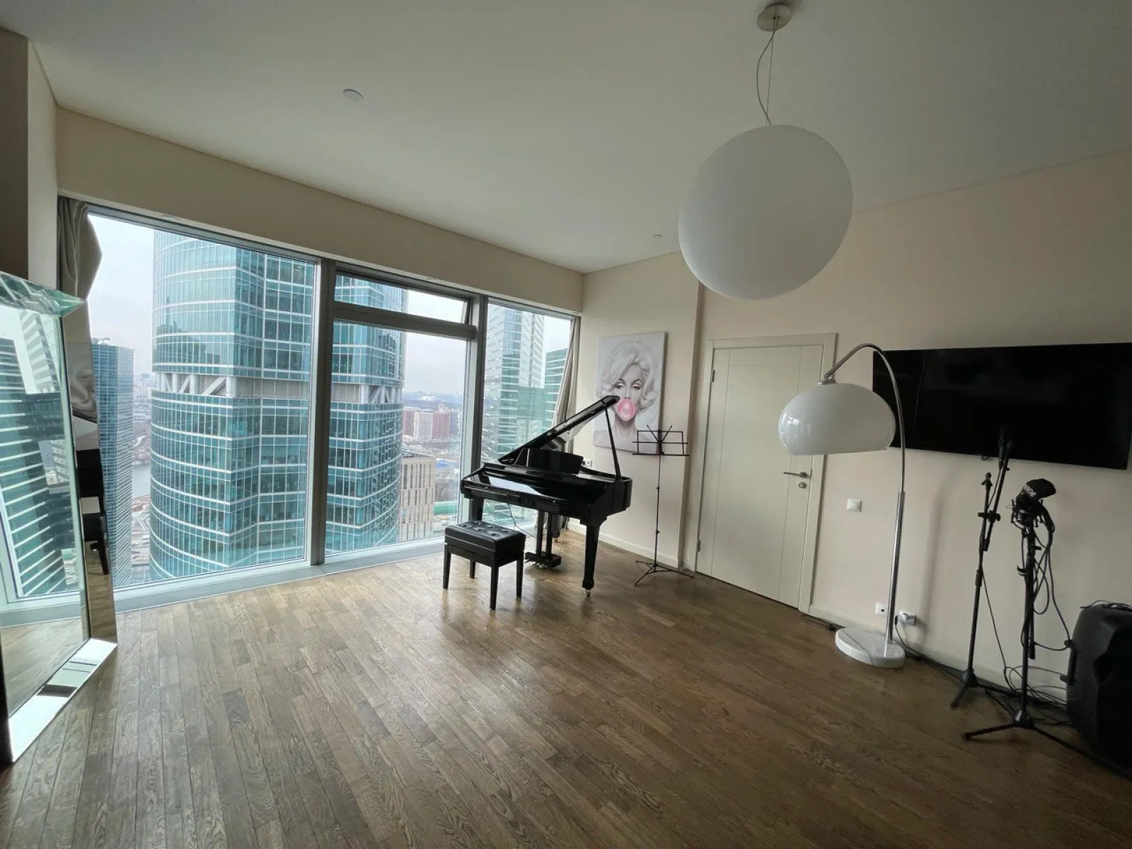 Аренда фотостудии PIANOROOMS Сити Зал SKY Hall в Москве | Фото 