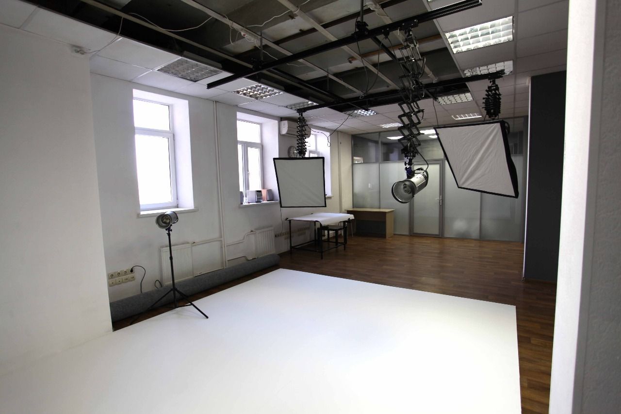 Аренда фотостудии SFOTO.PRO Зал Основной  в Москве | Фото 