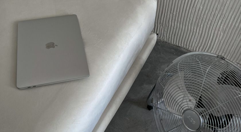 Аренда фотостудии JOY studio Зал Олег  в Москве | Фото 