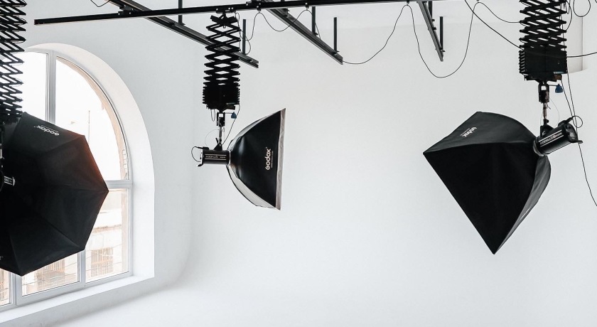 Аренда фотостудии BeverlyHills Зал ЦИКЛОРАМА в Санкт-Петербурге | Фото 