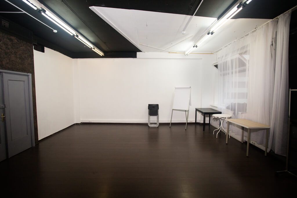 Аренда фотостудии Bogdo Studio Зал Горизонт  в Москве | Фото 