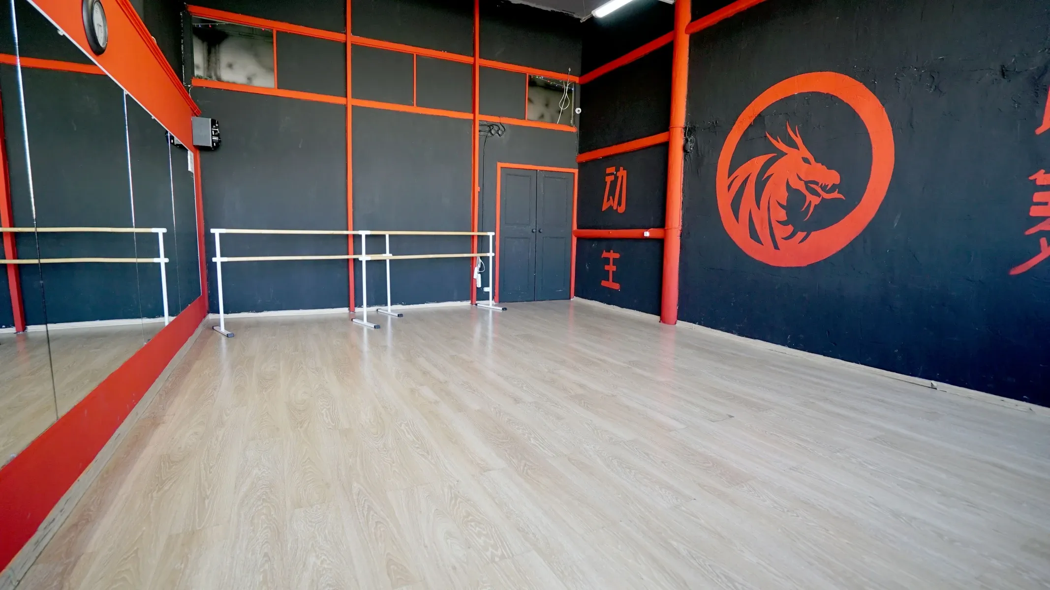 Аренда фотостудии PRIDE STUDIO Зал RED в Москве | Фото 