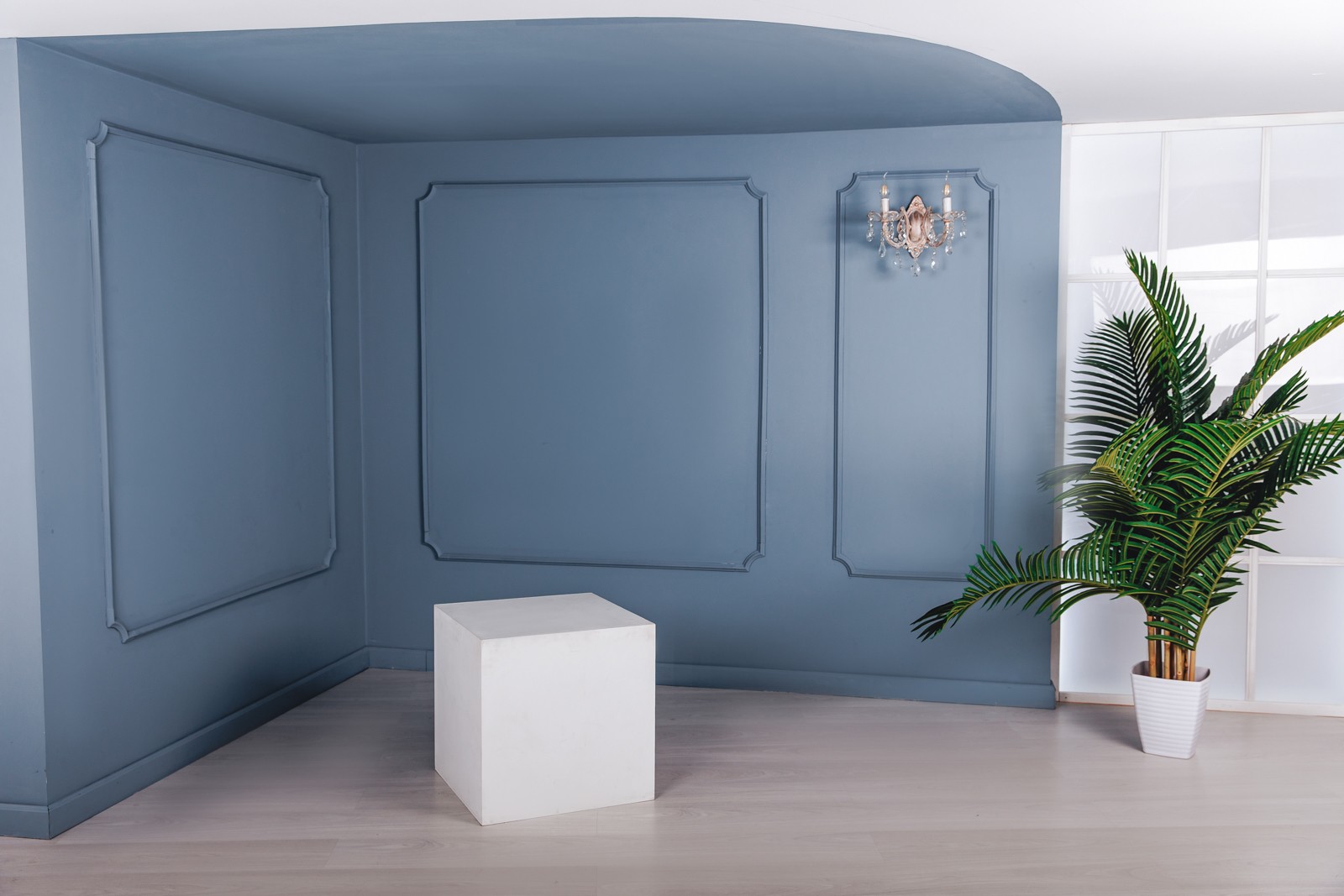 Аренда фотостудии Olfi Studio Зал Bloom в Санкт-Петербурге | Фото 