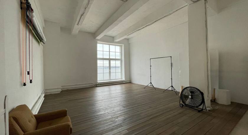 Аренда фотостудии Just True studio Зал 208 в Санкт-Петербурге | Фото 