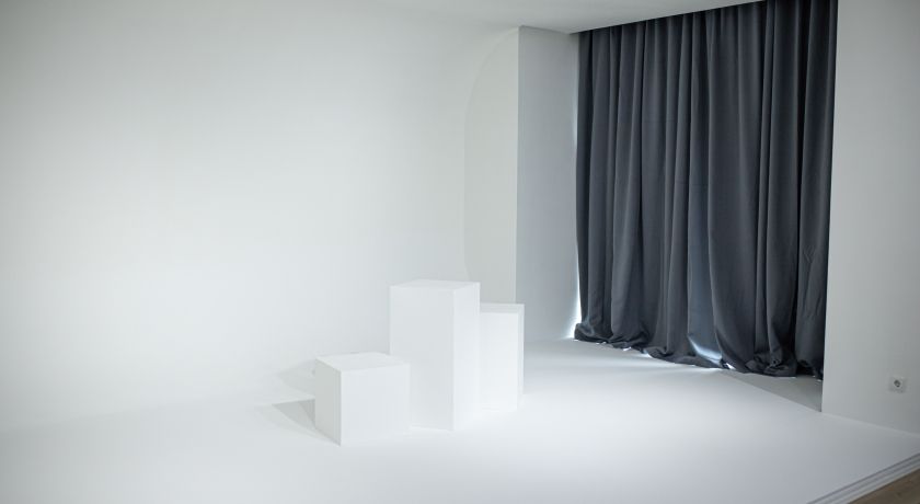 Аренда фотостудии PhotoZone Зал Циклорама  Во Владивостоке | Фото 