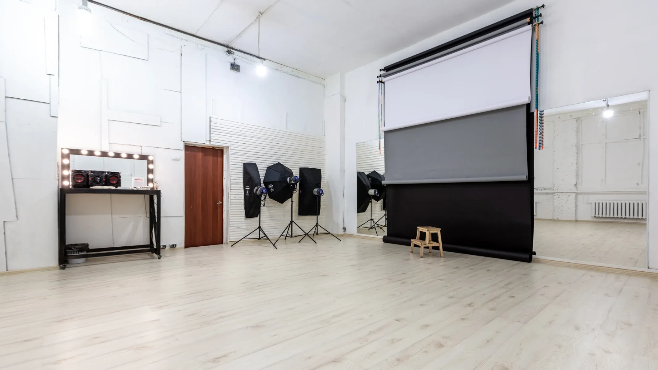 Аренда фотостудии PRIDE STUDIO Зал MILK  в Москве | Фото 