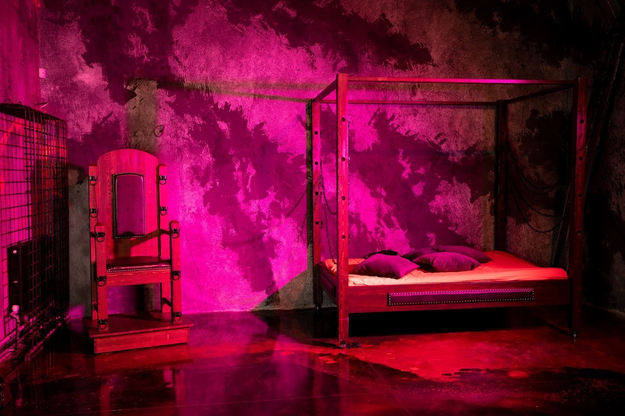 Аренда фотостудии MOON Зал ТЁМНЫЙ  в Красноярске | Фото 