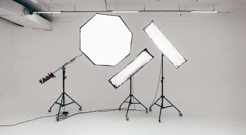 Аренда фотостудии Soulmate Place Зал БЕЛАЯ ЦИКЛОРАМА  в Санкт-Петербурге | Фото 