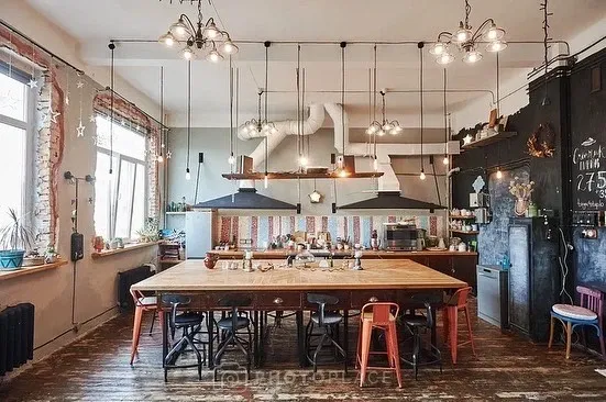 Аренда фотостудии ТЕПЛО Зал Основной в Екатеринбурге | Фото 