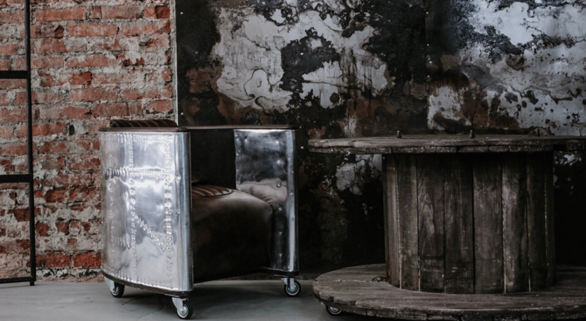 Аренда фотостудии Лофт-пространство Рыбзавод Зал 18+ в Екатеринбурге | Фото 