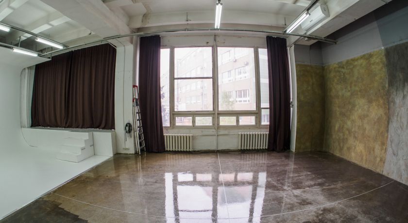 Аренда фотостудии FOTOFABRIKA Зал Кварц в Москве | Фото 