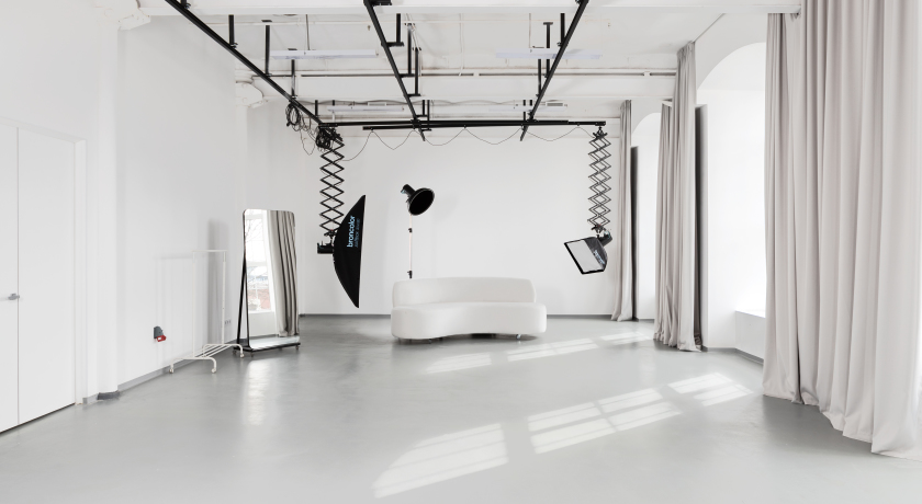 Аренда фотостудии Станция Зал Коламбус в Санкт-Петербурге | Фото 