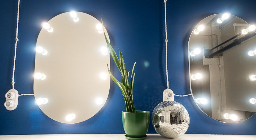 Аренда фотостудии POLEMOSKVA Зал Гримерка  в Москве | Фото 