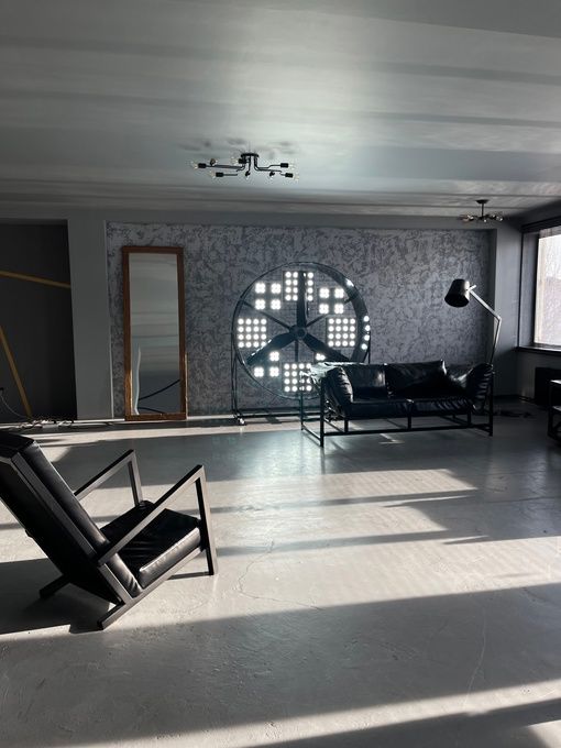 Аренда фотостудии Zoom_studio38 Зал Тёмный  В Иркутске | Фото 