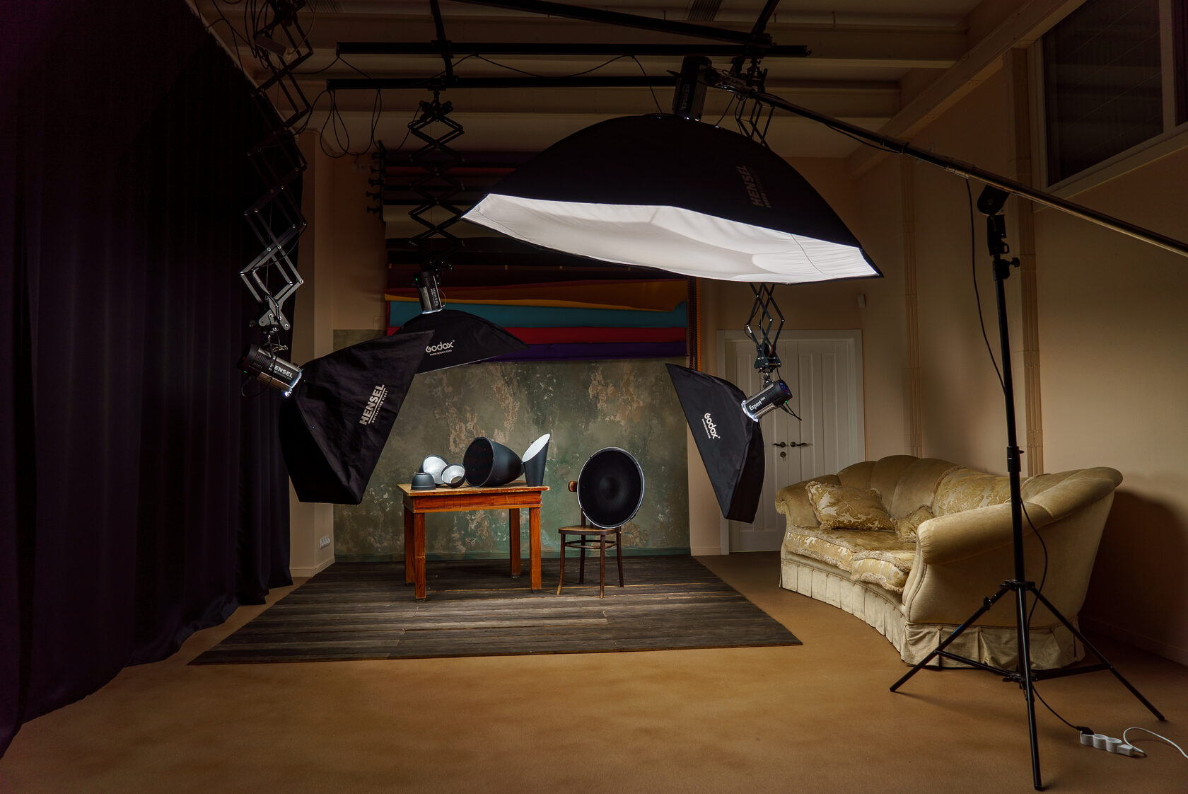 Аренда фотостудии Гело Зал Основной  в Санкт-Петербурге | Фото 