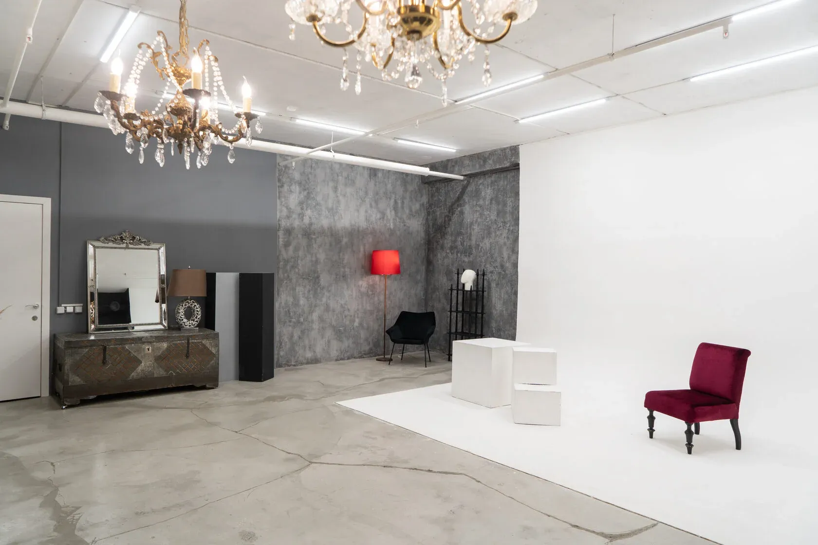 Аренда фотостудии Veresk Photostudio Зал Серый  в Москве | Фото 