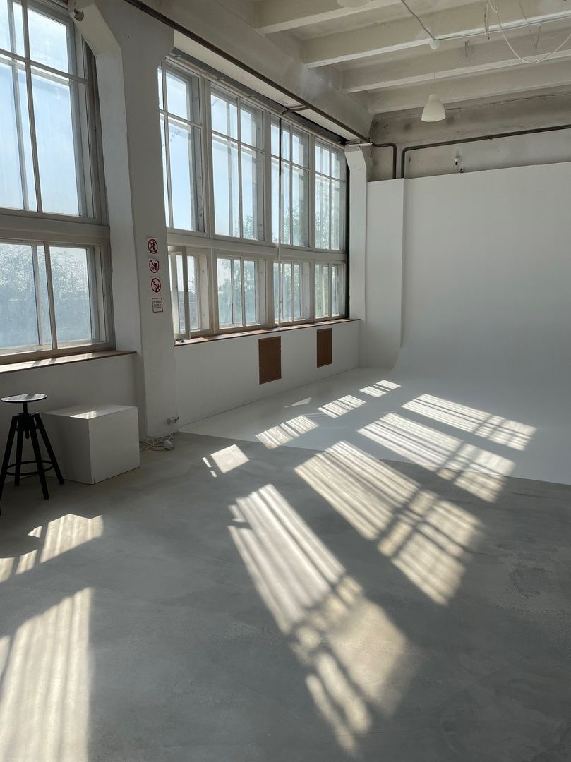 Аренда фотостудии People Зал MIST  в Барнауле | Фото 