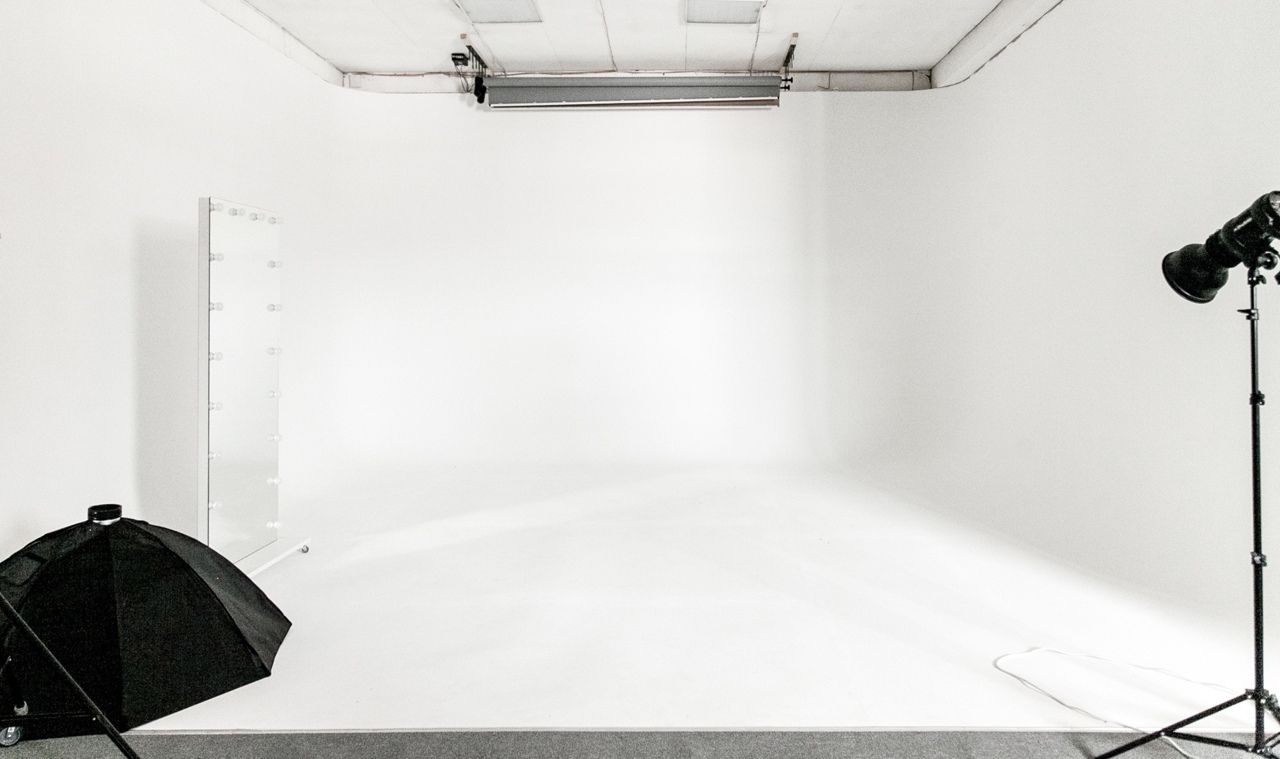 Аренда фотостудии Milk Зал Белый Лотос в Челябинске | Фото 