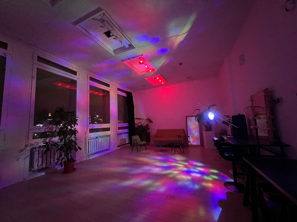 Wynajem studia fotograficznego STUDIO UP! Studio Ratusz w Warszawie | Foto 