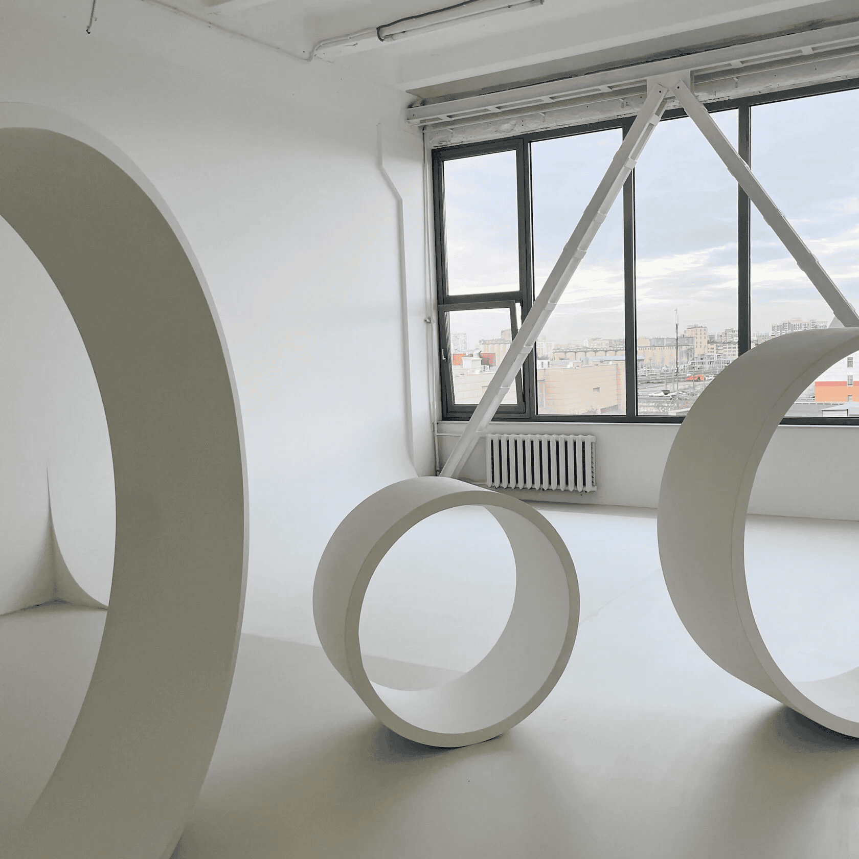 Аренда фотостудии Фотостудия Base Зал SLAVA в Москве | Фото 