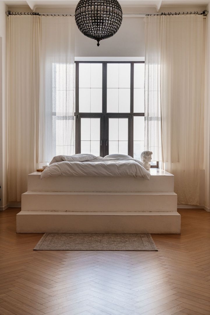 Аренда фотостудии ONE MORE STUDIO Зал Книжный В Иркутске | Фото 