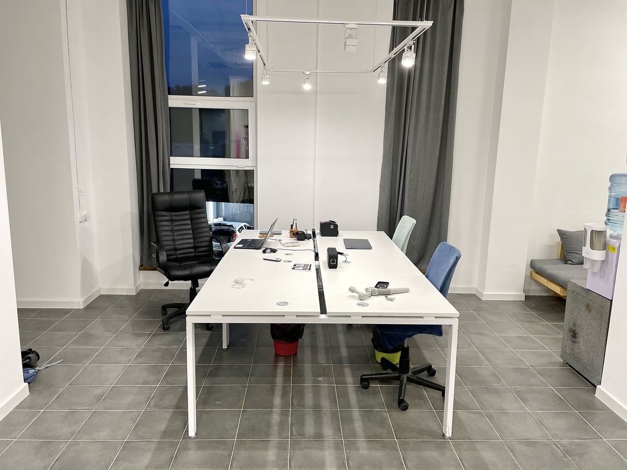 Аренда фотостудии FASHIONprod Зал Циклорама  В Сочи | Фото 