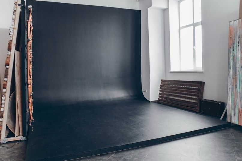 Аренда фотостудии MONOCHROME Зал MONOCHROME  В Омске | Фото 