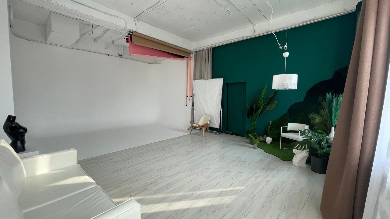 Аренда фотостудии 1 + 1 фотохолл Зал Интерьерный  В Иркутске | Фото 