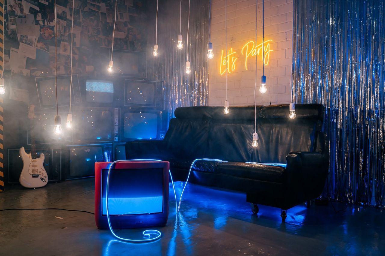 Аренда фотостудии Art Prospect Зал Лампочки  в Воронеже | Фото 