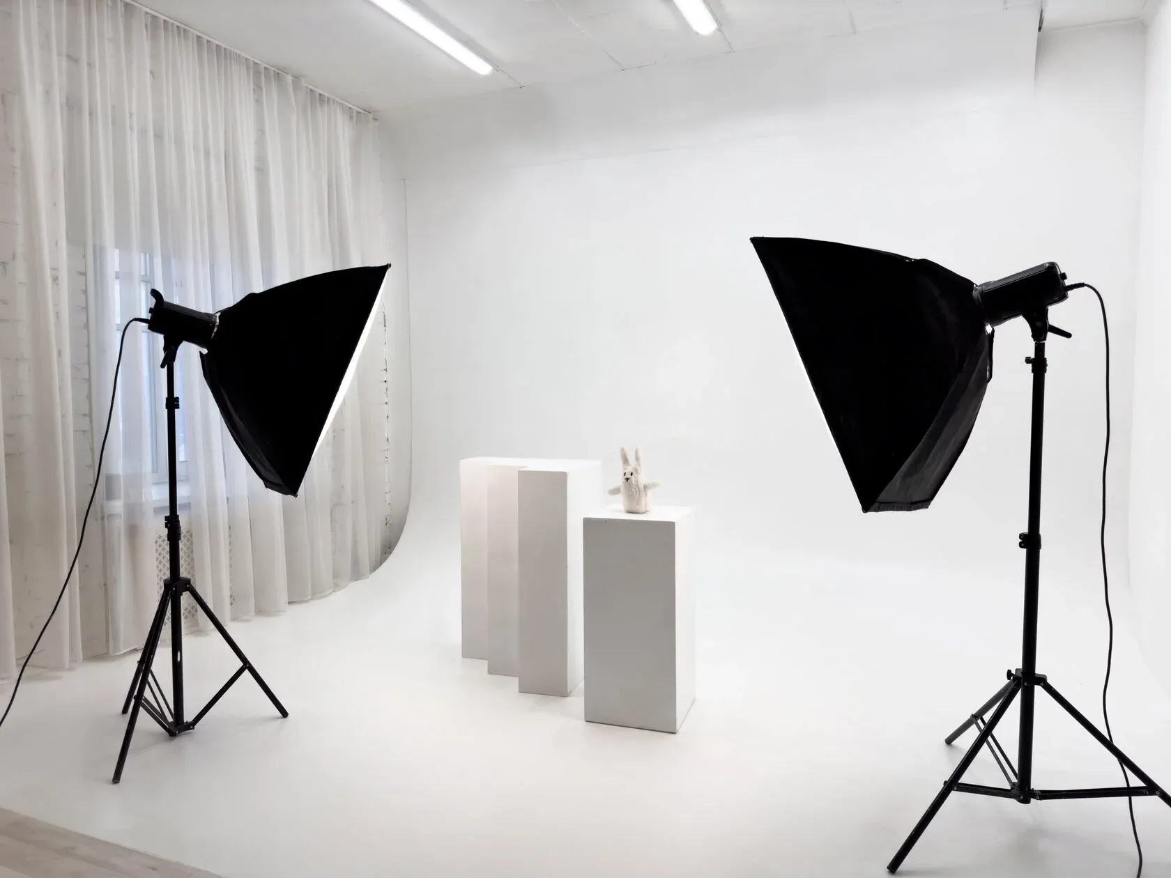 Аренда фотостудии Своя Зал Интерьерная + циклорама В Омске | Фото 