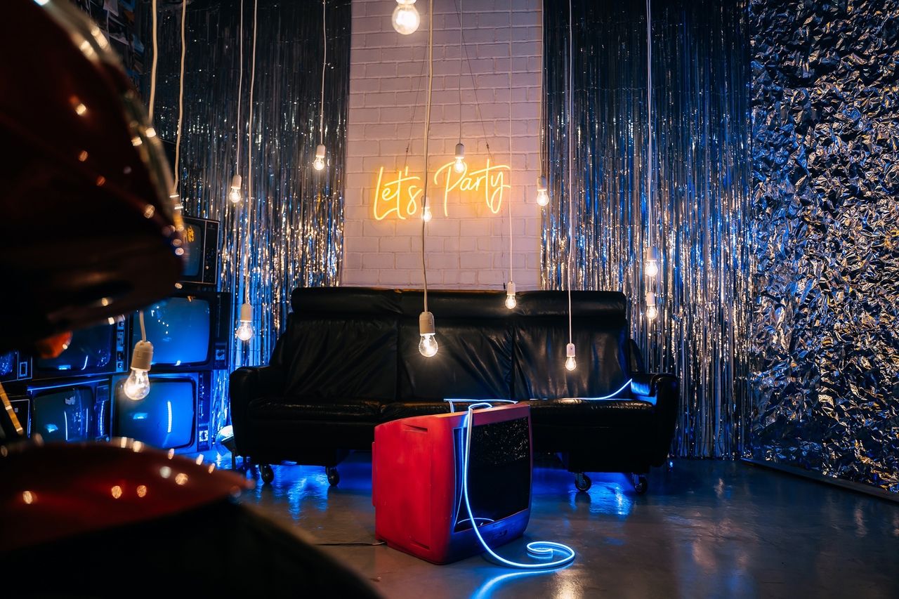 Аренда фотостудии Art Prospect Зал Лампочки  в Воронеже | Фото 