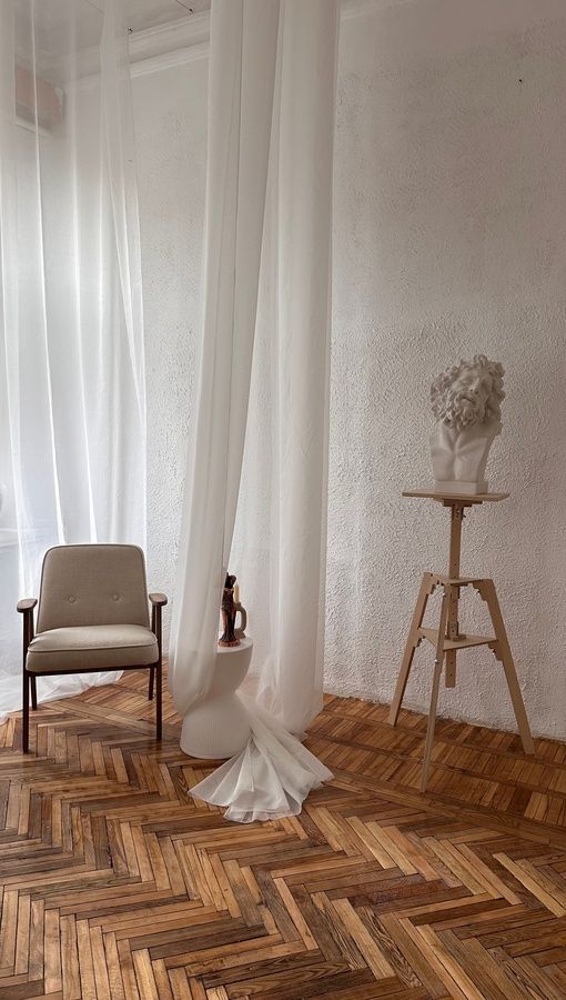 Аренда фотостудии СТЕКЛО Зал малый  В Омске | Фото 