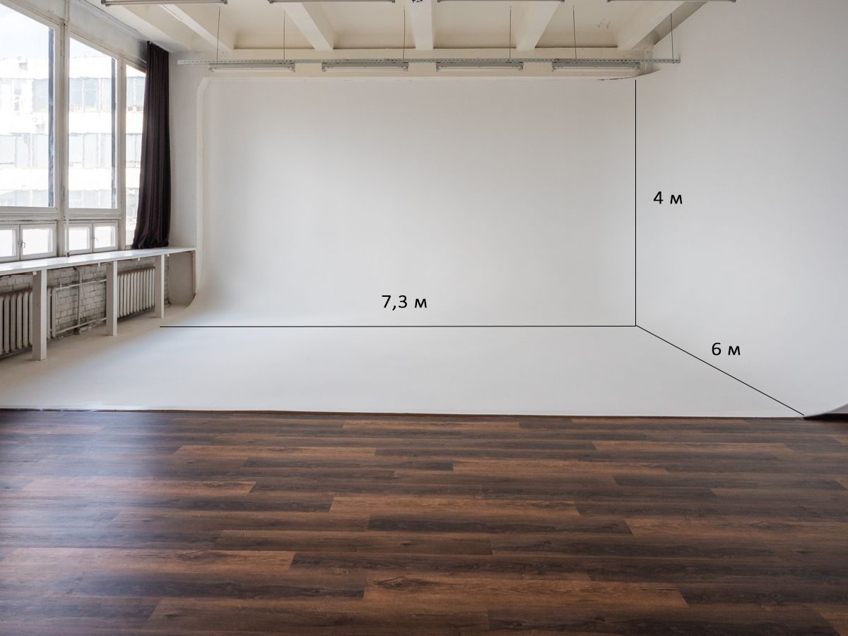 Аренда фотостудии FOTOFABRIKA Зал Гранат в Москве | Фото 