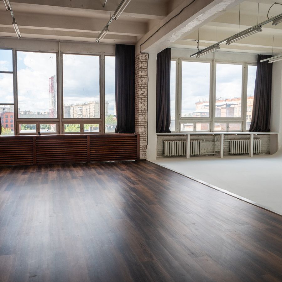 Аренда фотостудии FOTOFABRIKA Зал Гранат в Москве | Фото 